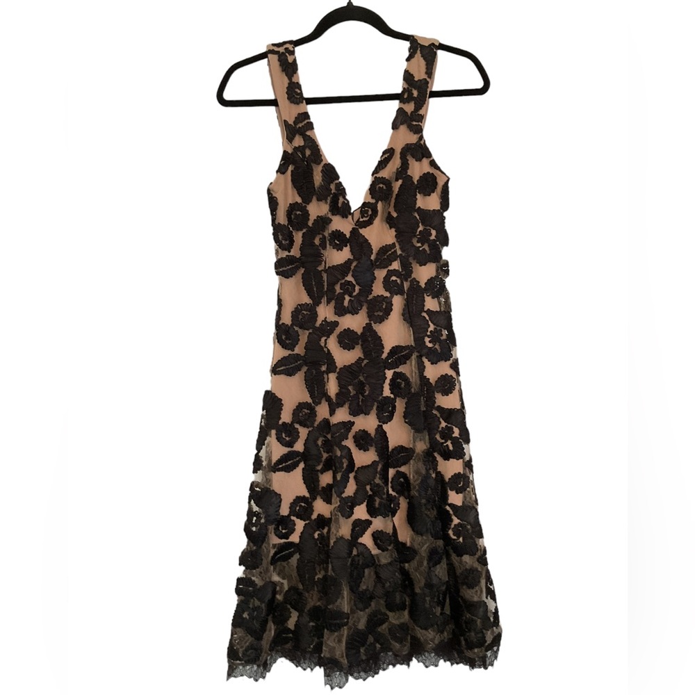 Dress The Population Dress NWOT